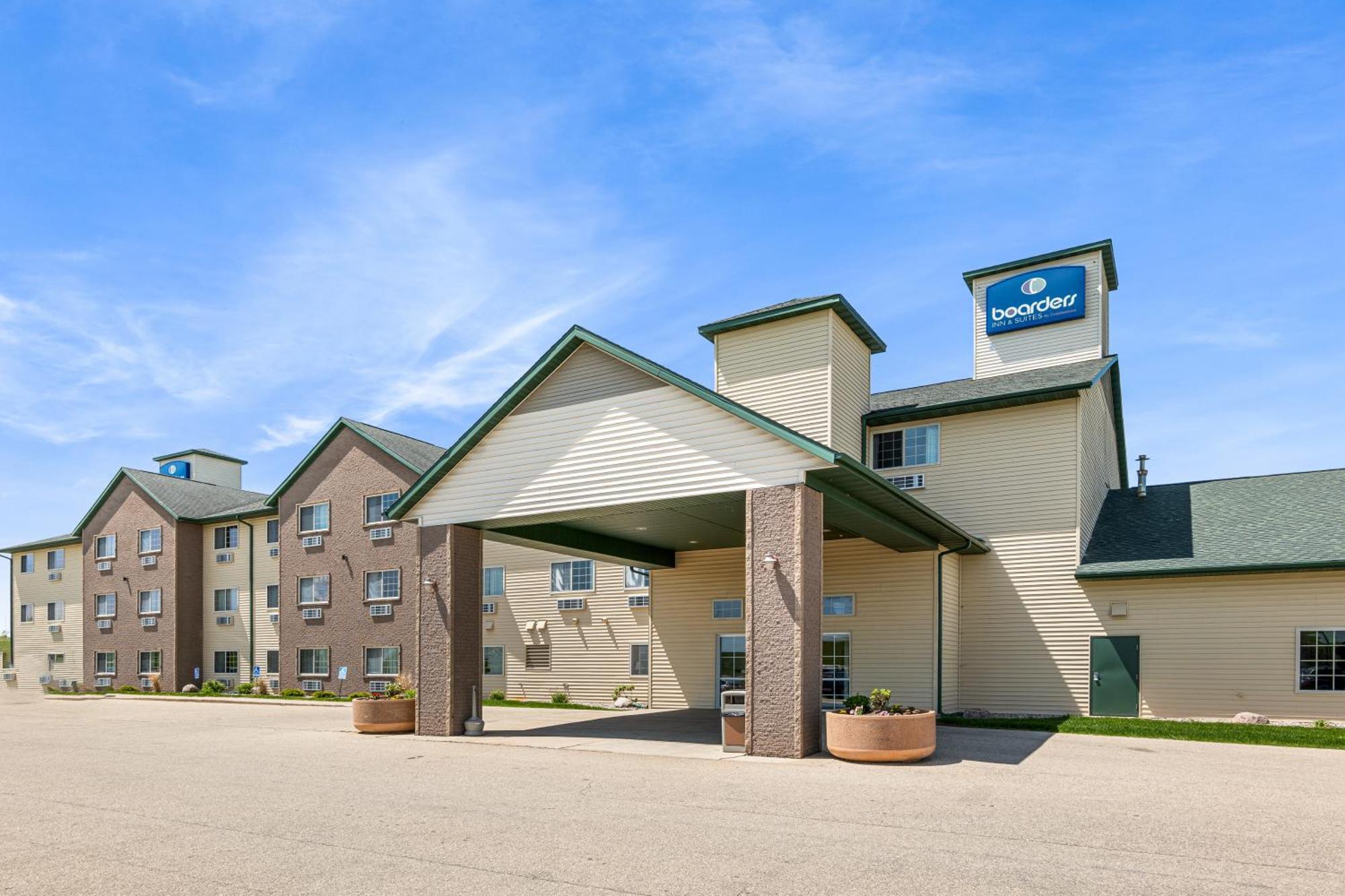 Boarders Inn & Suites By Cobblestone Hotels - Shawano Exterior foto