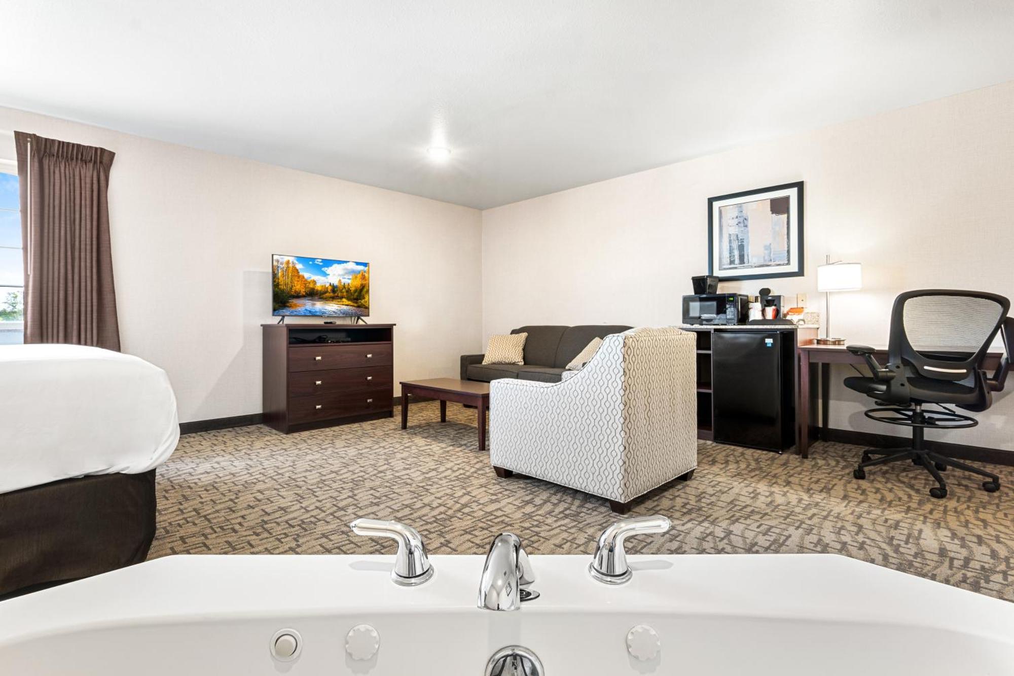 Boarders Inn & Suites By Cobblestone Hotels - Shawano Exterior foto