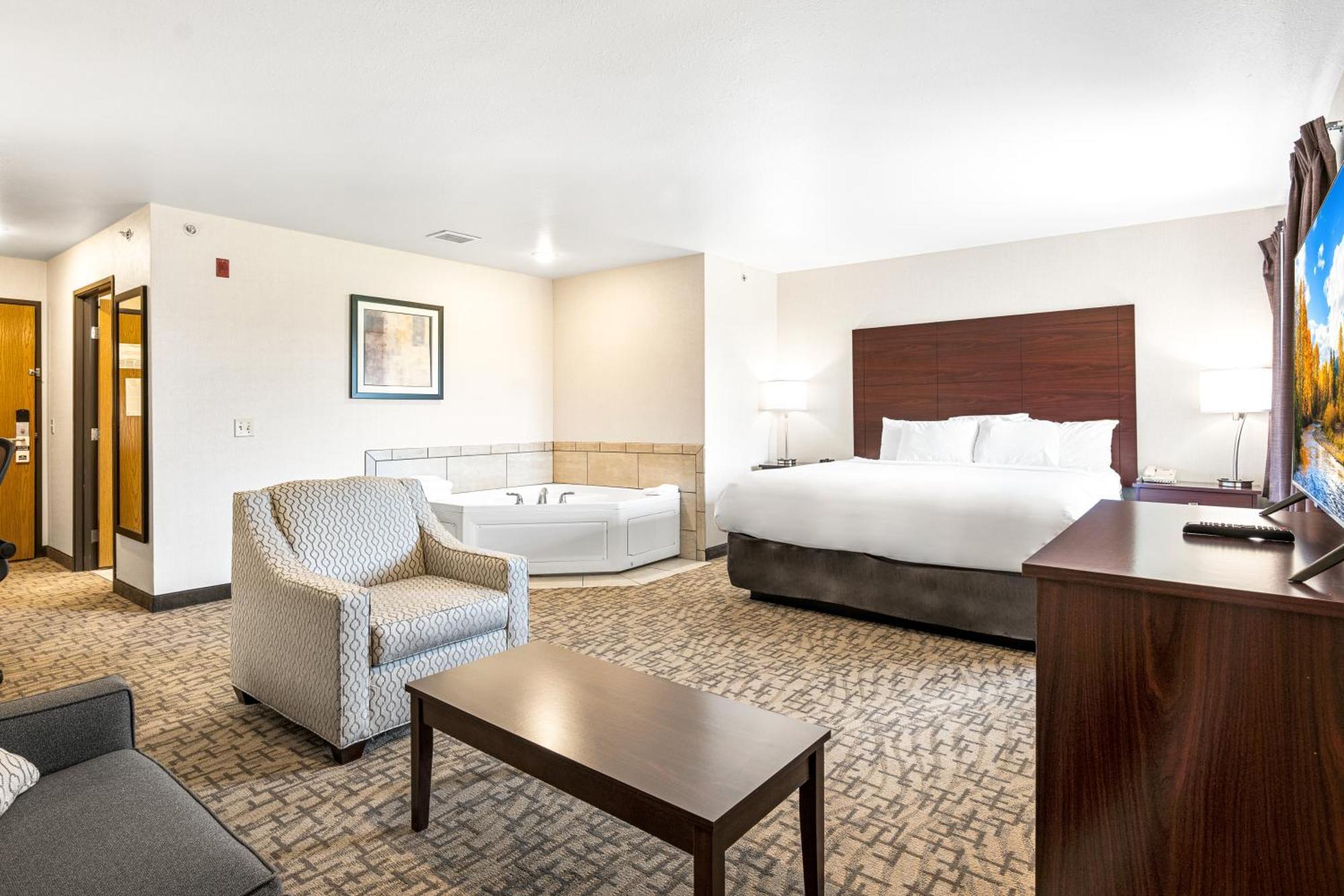 Boarders Inn & Suites By Cobblestone Hotels - Shawano Exterior foto